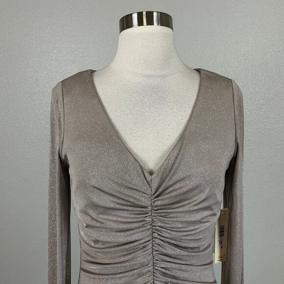 Eliza J Gold Metallic Long Sleeve Evening Gown Size 10 Ruched Thigh Slit Formal - Picture 8 of 14